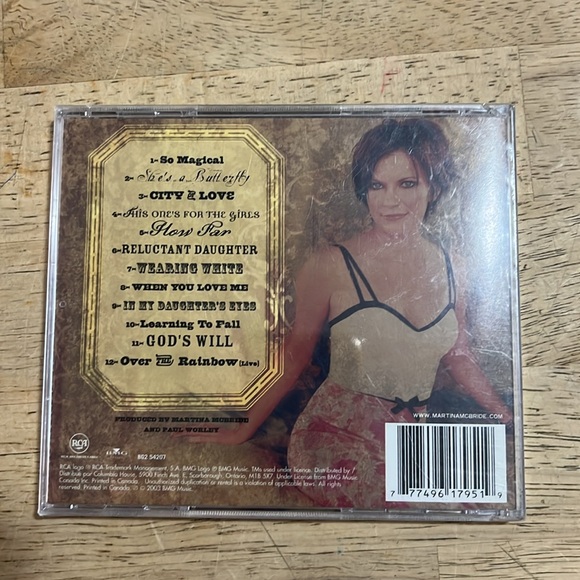 Martina McBride Martina CD Sealed - Picture 2 of 2